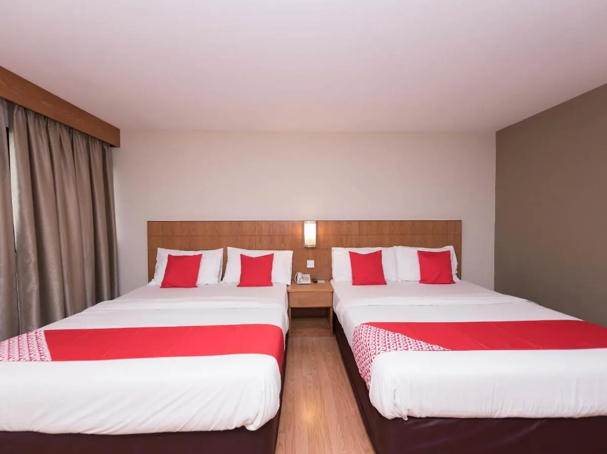 Oyo 89421 Pp Island Hotel George Town Malásia